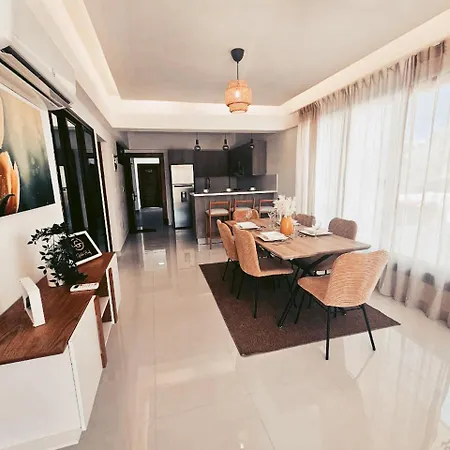 Gold Reef 101 - Exclusiv 2 Bedroom Mit Pool, Beach Shuttle Und Tiefgarage